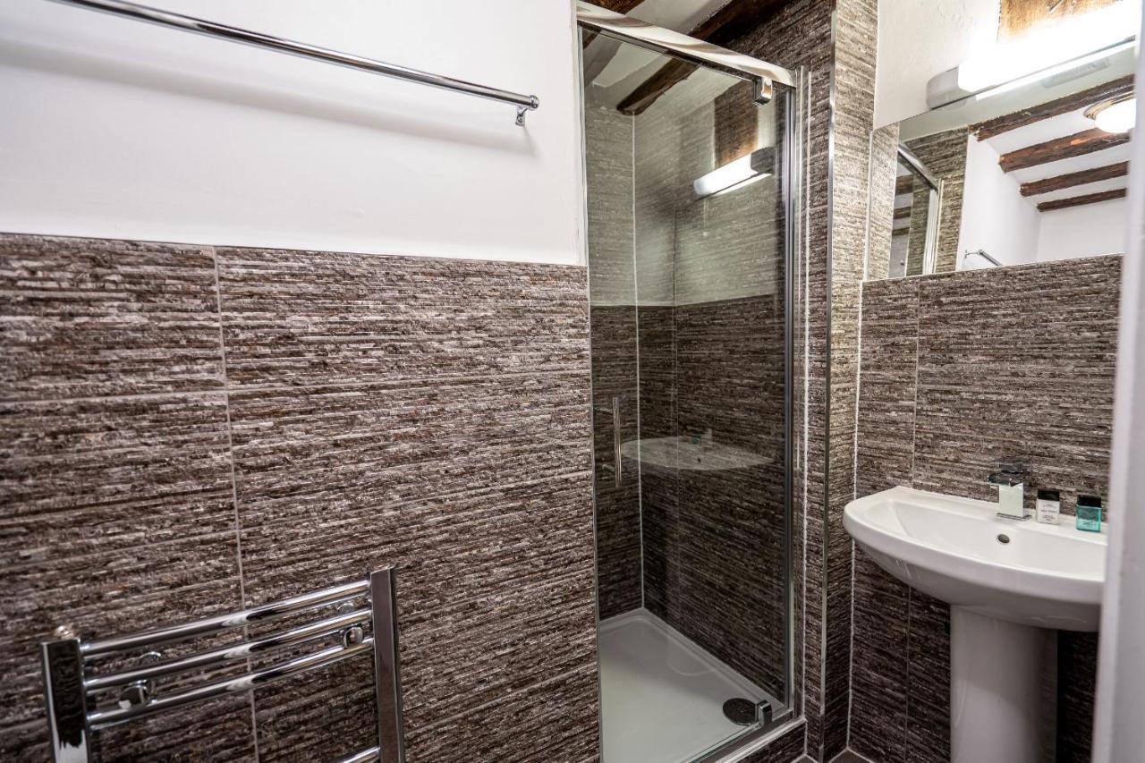 Caravelli Hotel Loughborough Ngoại thất bức ảnh